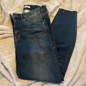 Good American good waist crop jeans